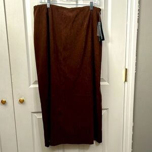 Norton mcnaughton skirt. NWT. Brown. Size 16